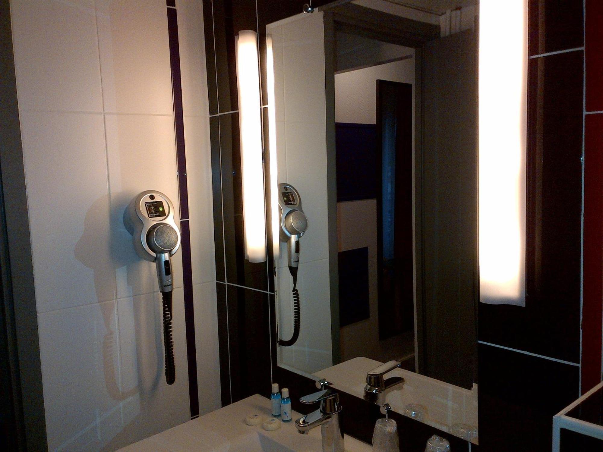 ไอบิส สไตล์ ปารีส ปิกาล มงมาร์ทร์ Hotel ภายนอก รูปภาพ